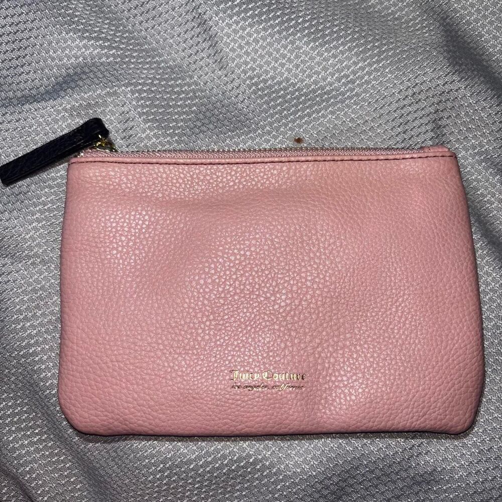 Juicy-couture Women's Pink Zipper Pouch